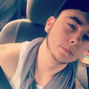 Meet your Posher, Devin